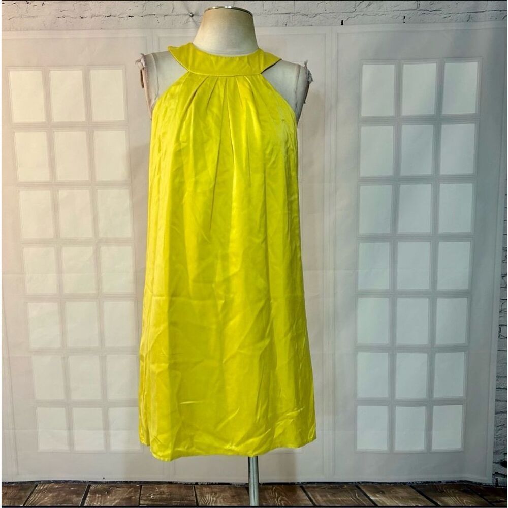 🔥🔥 5/$25 sale 🔥🔥 INC International Concepts High Neck yellow silk Dress Size 6